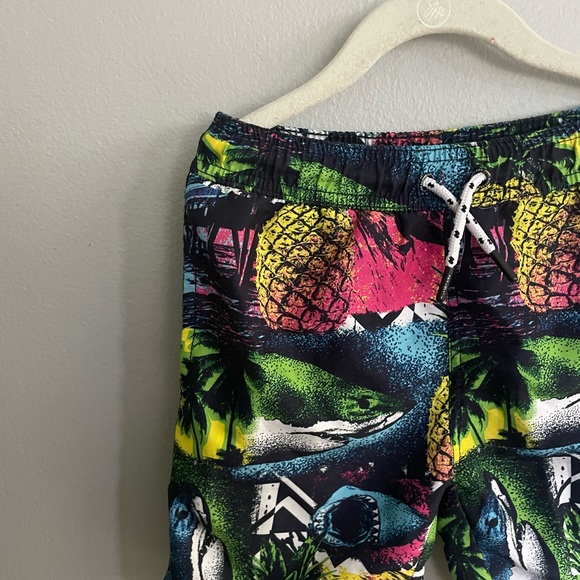 Maui & Sons Boys Palm Print Tropical Swimshorts - Picture 3 of 9